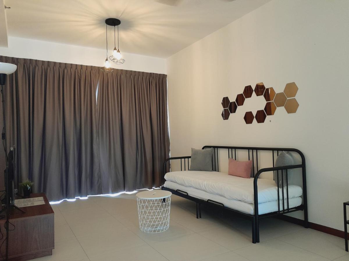 The Landmark Comfort Relax Spacious Sea View By Iz Tanjung Tokong Dış mekan fotoğraf