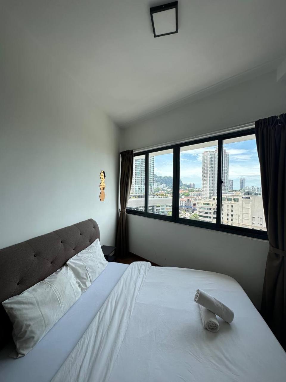The Landmark Comfort Relax Spacious Sea View By Iz Tanjung Tokong Dış mekan fotoğraf