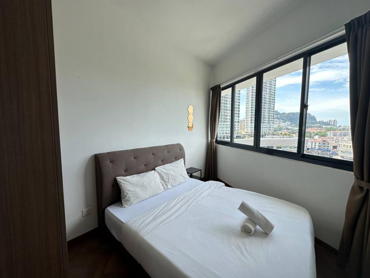 The Landmark Comfort Relax Spacious Sea View By Iz Tanjung Tokong Dış mekan fotoğraf